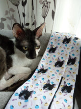 Lataa kuva Galleria-katseluun, Kissasukat oman kissan kuvalla